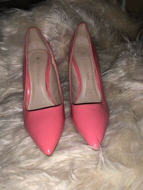 Coral Pink Pointed-Toe Pumps - Unbranded